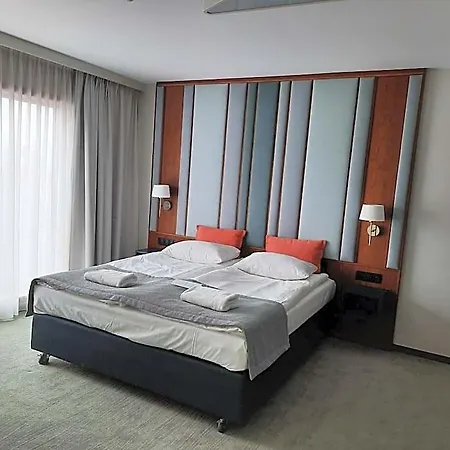 Gvarna Appart hôtel 3*
