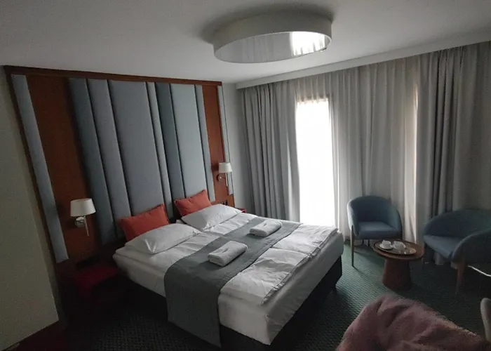 Gvarna アパートホテル 3*